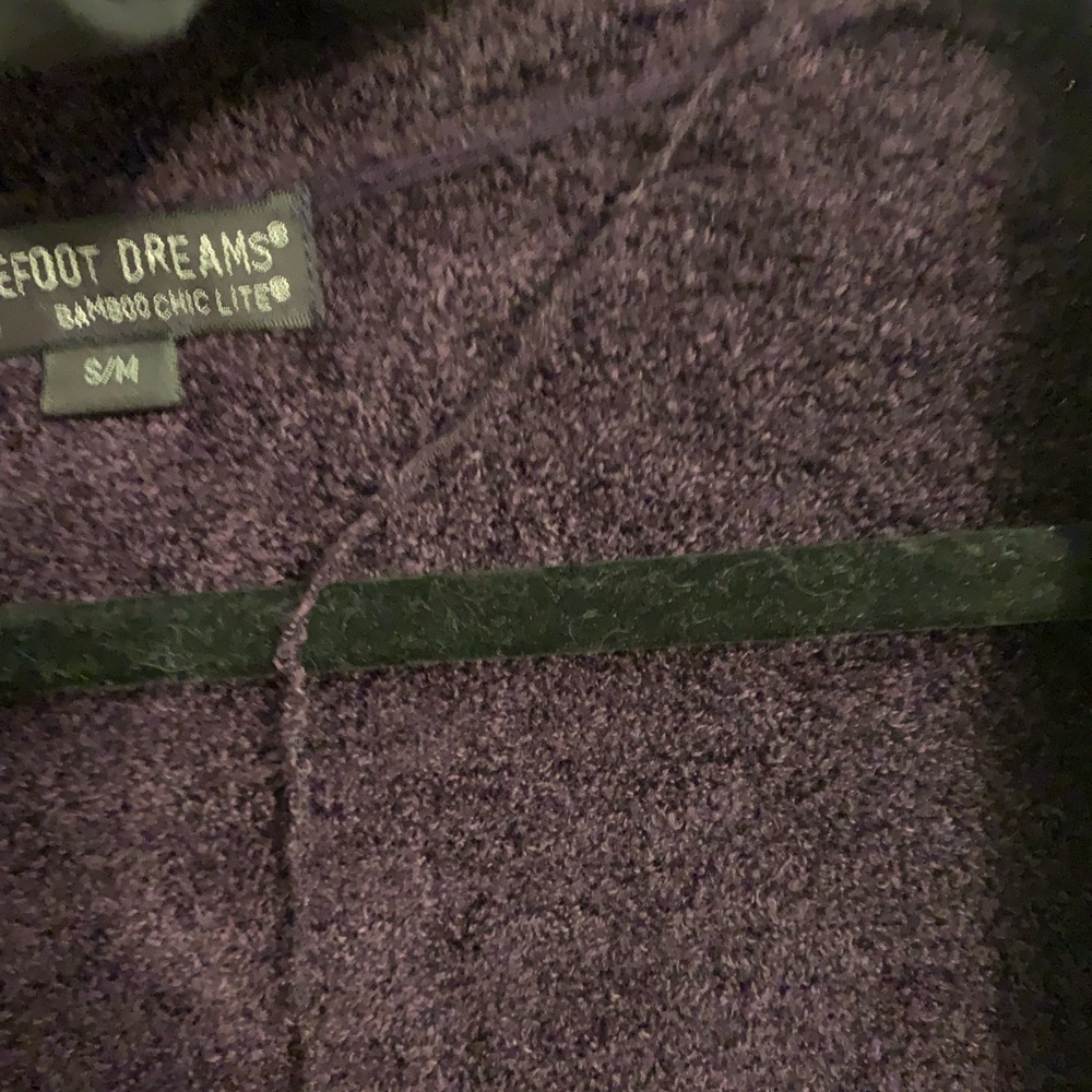 Barefoot Dreams CozyChic Lite Island Wrap, Deep Purple Womens S/M - Picture 8 of 11